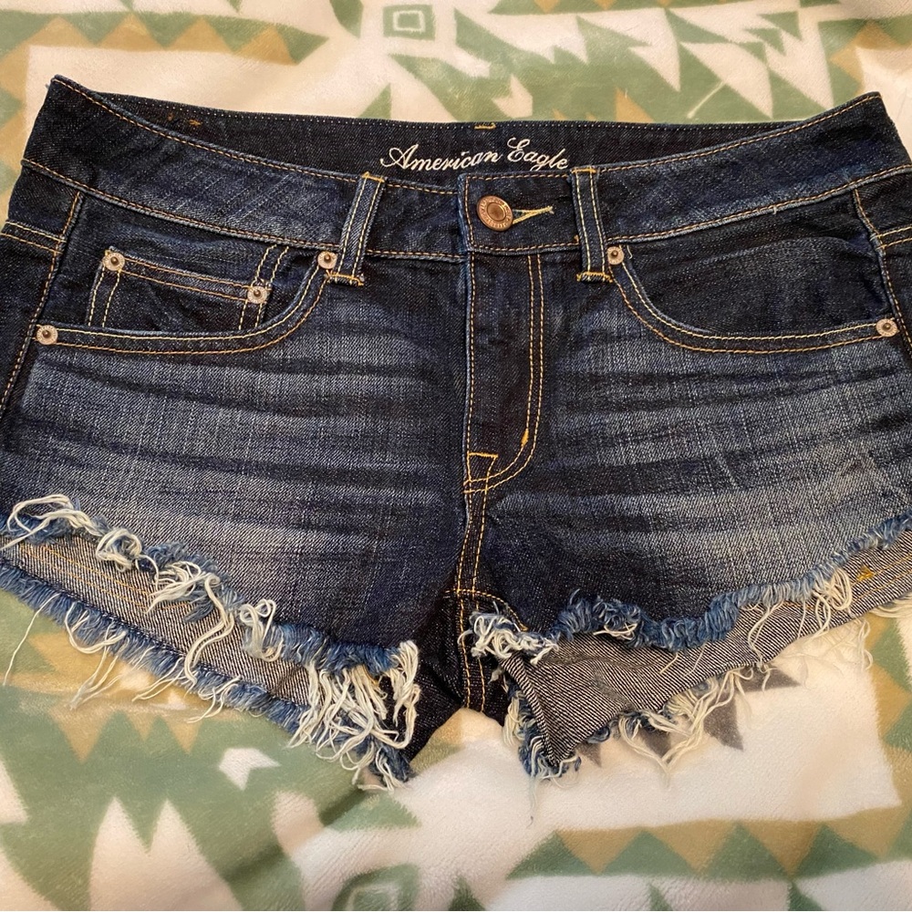 American Eagle Dark Blue Frayed Denim Jean Shorts Size: 6
